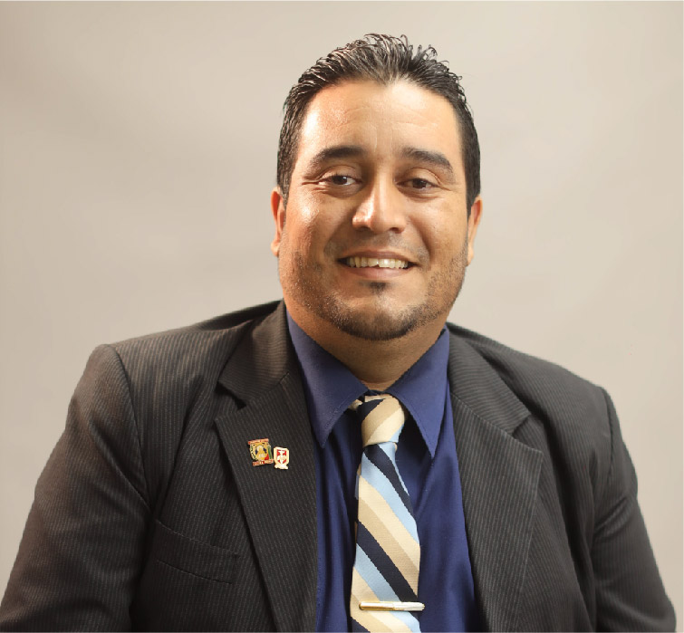 Lcdo. Moisés Hernández